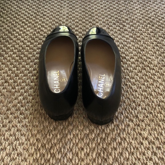 Chanel Capped toe flats - Picture 4 of 5